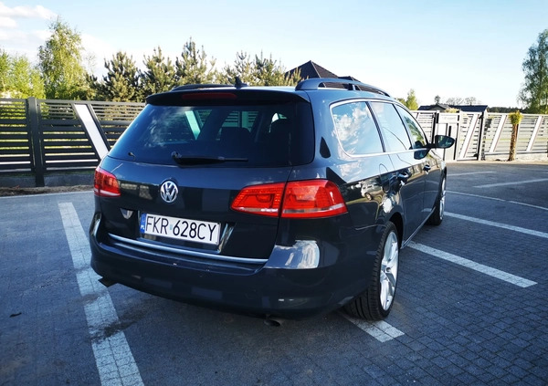 Volkswagen Passat cena 36500 przebieg: 272000, rok produkcji 2011 z Drezdenko małe 407